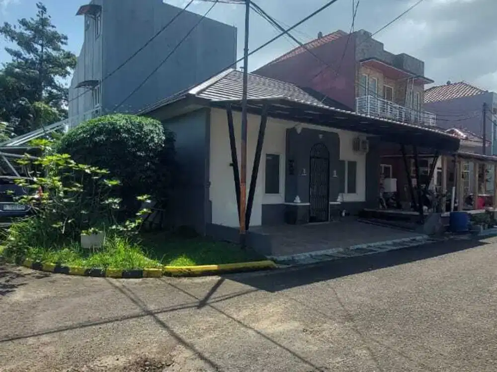 Rumah Renovasi Siap Huni di Perumahan Taman Ubud Lippo Karawaci