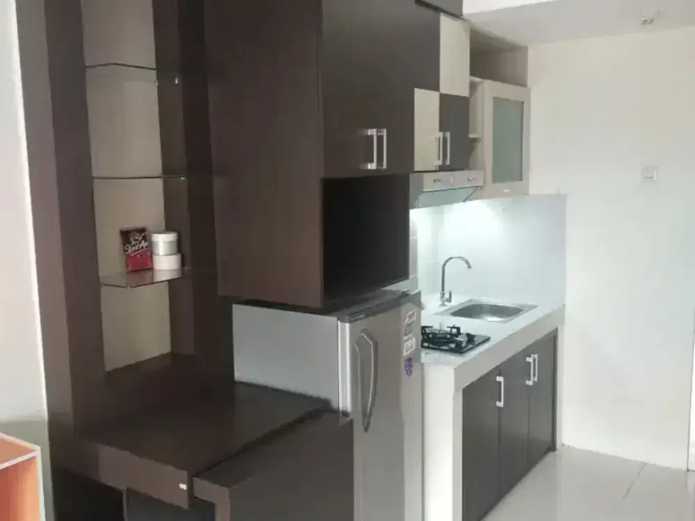 Jual apartemen puncak kertajaya 2Br full furnish