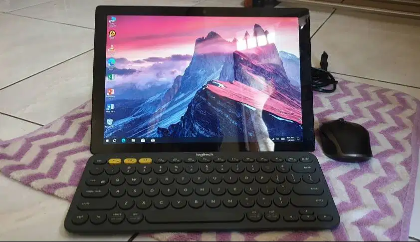 Laptop Tablet Touchscreen Core i5 SSD 256GB RAM 8GB Normal Nominus Net