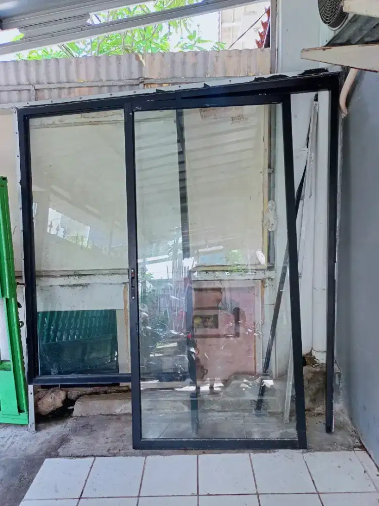 DIJUAL SLANDING DOOR ALUMUNIUM BEKAS