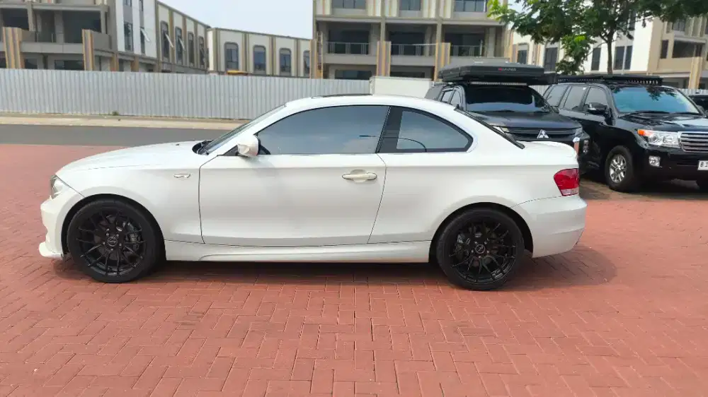 BMW 135i 2 Door 3.0cc AT BI-Turbo 2010