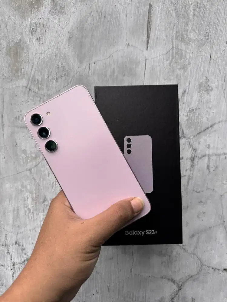 Samsung S23 Plus 8/512 Sein