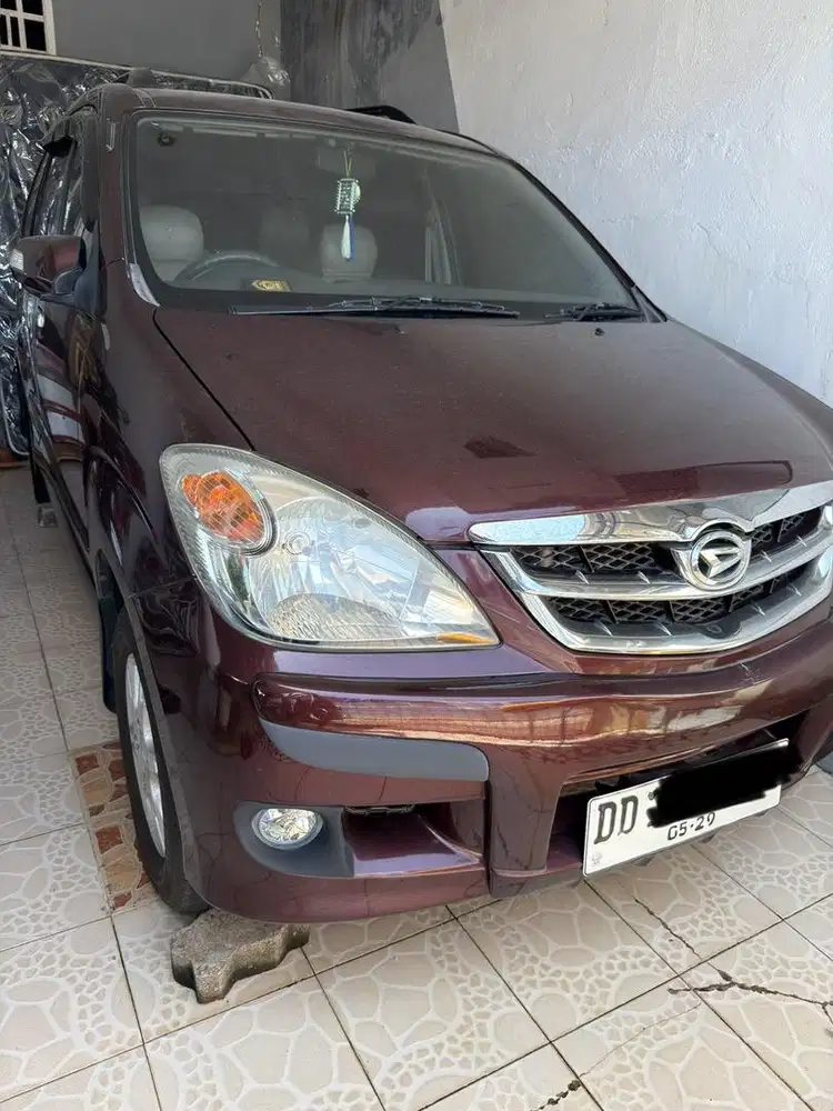 Daihatsu Xenia 2009