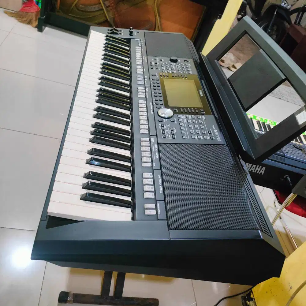 Jual keyboard yamaha psr s975 istimewa mulus like new