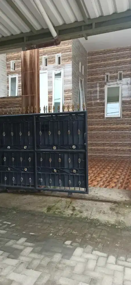 RUMAH DIKONTRAKAN TAHUNAN (TIDAK BULANAN)