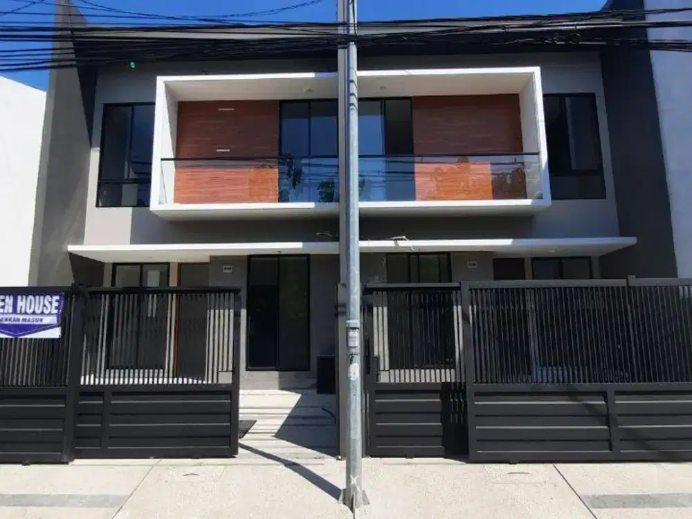 Rumah Baru Minimalis MOdern 2 Lantai Lokasi Kutisari indah surabaya selatan