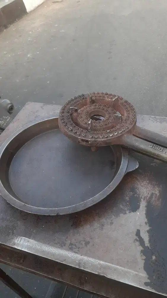 Loyang martabak ukuran 24/26