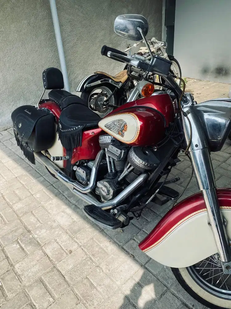 HARLEY INDIAN 2003