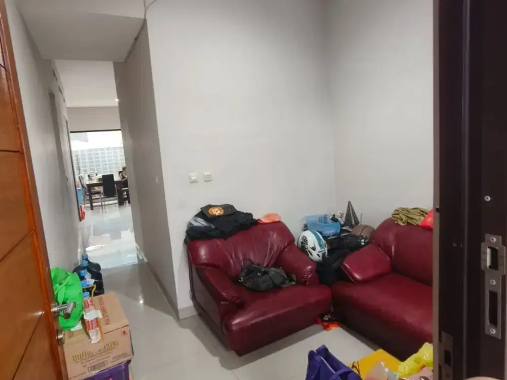 Dijual Rumah Cantik Area Puragabaya Ciwastra