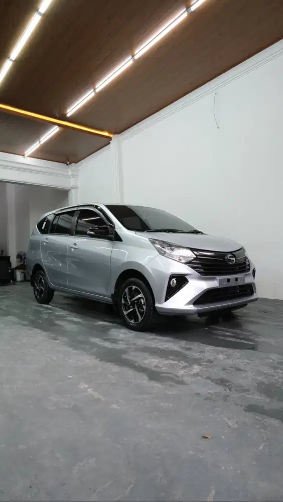 Daihatsu Sigra 1.2 R Manual