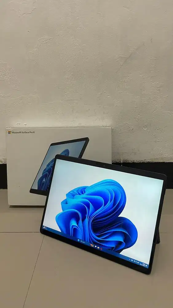 Microsoft Surface Pro 8 Tablet rasa PC