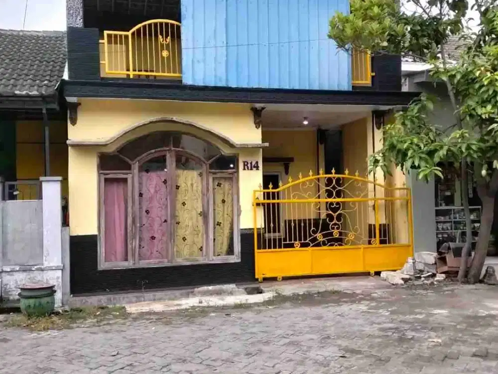 Di jual rumah pribadi lantai II di perumahan Grand Kenongo baratnya pabrik Ajinomoto Mojokerto