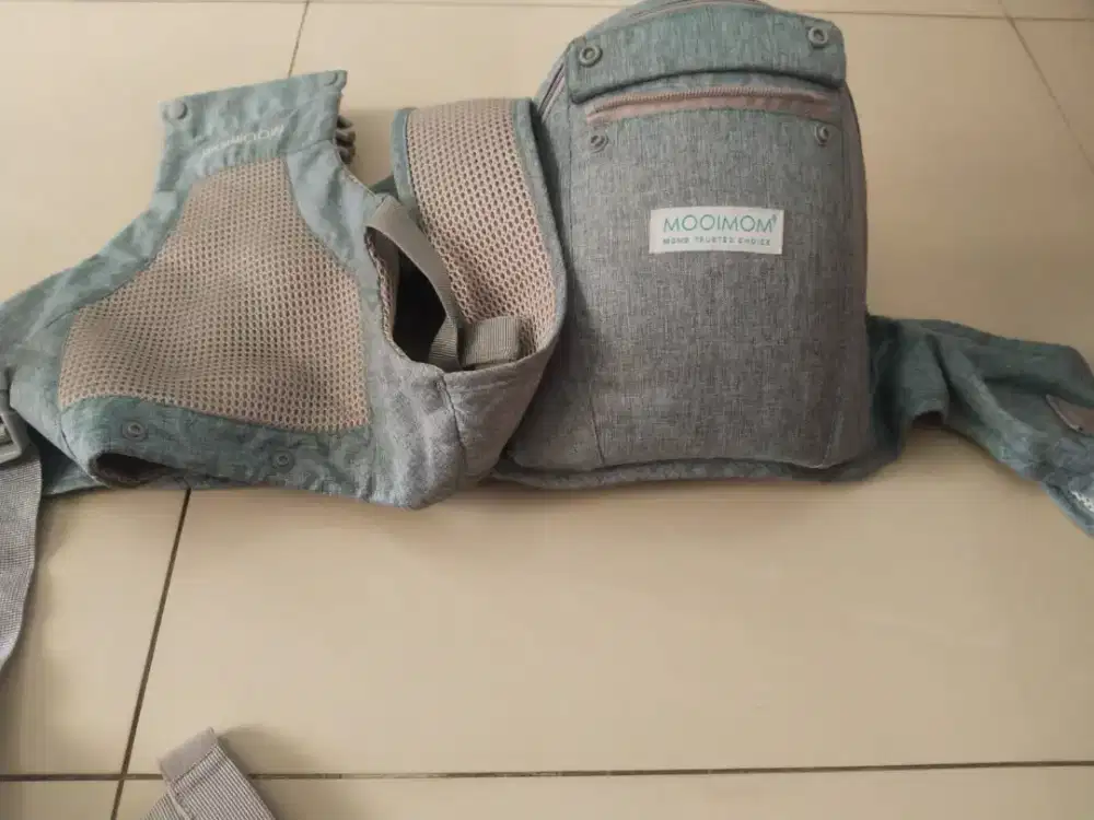 New Gendongan Baby MooiMom

. Blm pernah dipakai
. Available 1 pcs