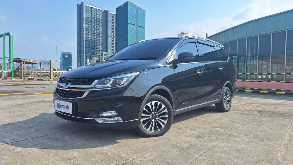 Pajak Panjang - Wuling Cortez 1.5 LT Lux Plus Bensin-AT 2022