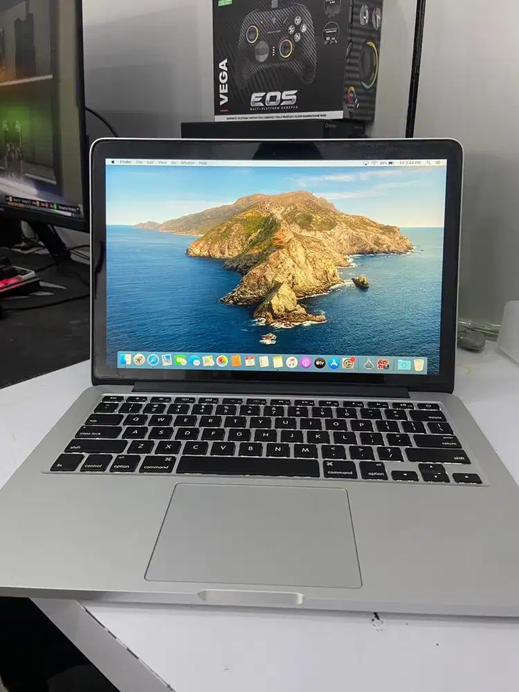 Macbook Pro 2015 8/256 GB SILVER