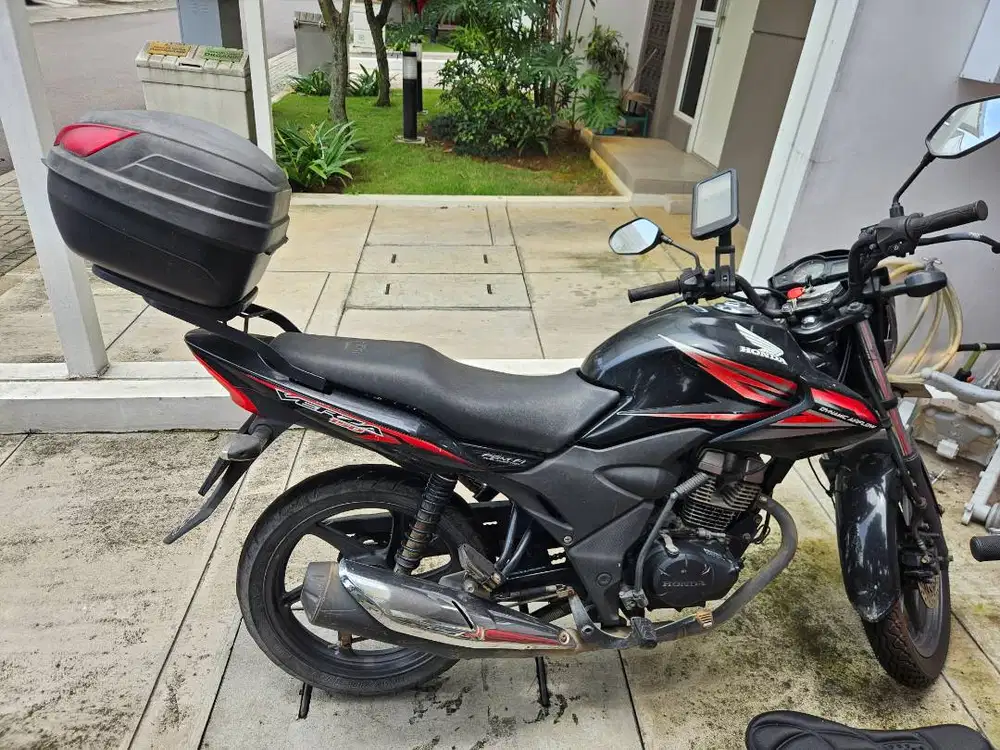Honda Verza Hitam 2016
