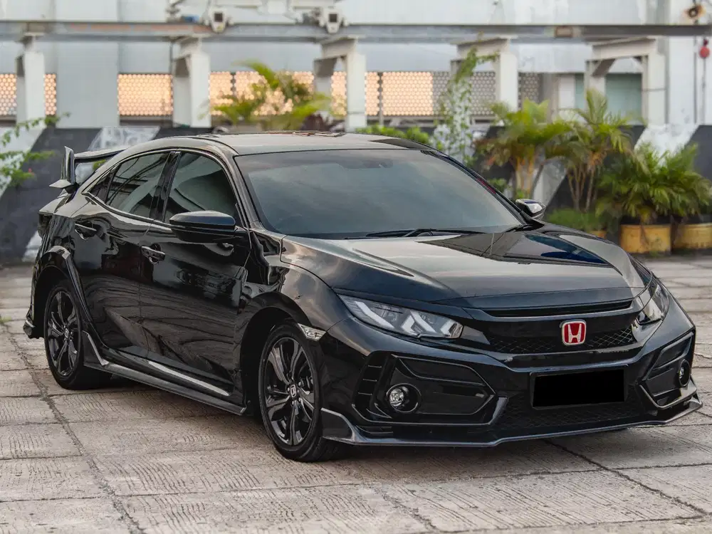 (HOBI) HONDA CIVIC RS 1.5 HATCHBACK AT 2020 - HITAM