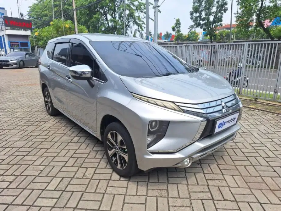 LOW DP Mitsubishi Xpander 1.5 Ultimate Bensin-AT 2019 SML