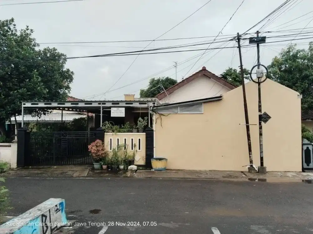 Jual tanah dan rumah