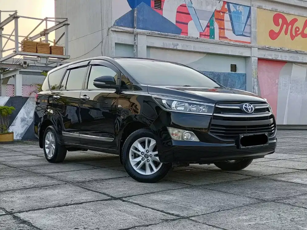 (TDP 20 JT) LOW KM 102 RB ! TOYOTA KIJANG INNOVA G MATIC HITAM 2016 !