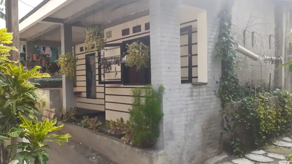 di jual rumah di ciadeg