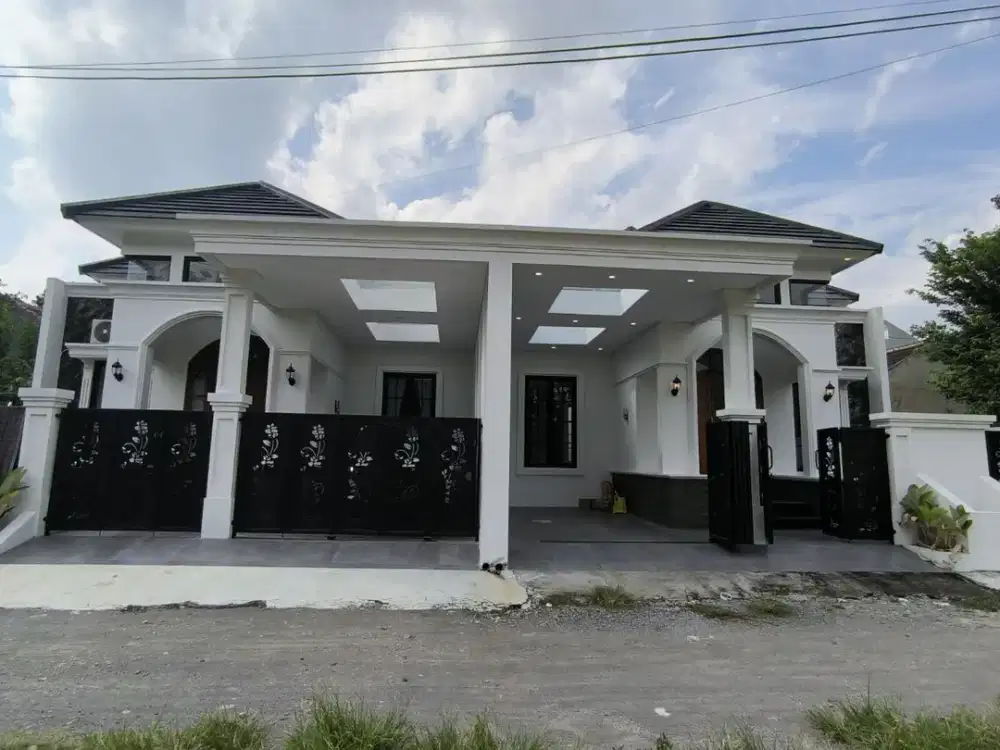 RUMAH CLASSIC MODERN DEKAT KAMPUS UII