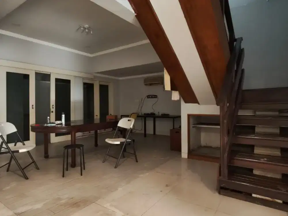 Rumah Besar Greenville Lt 257m2 2 Lantai Nego sampai jadi