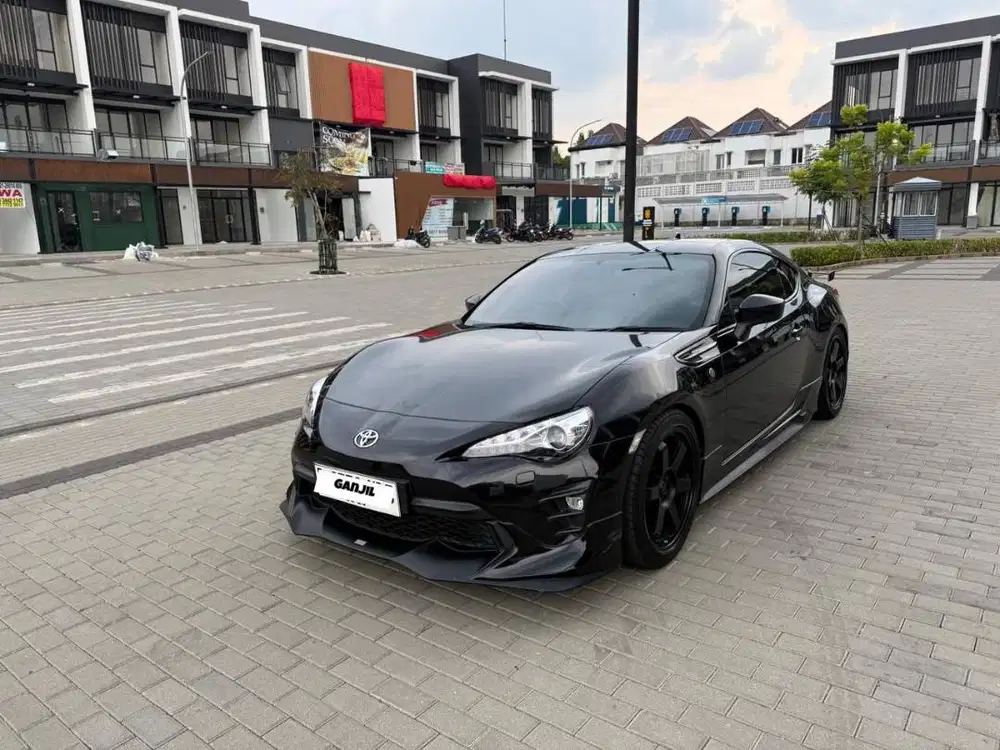 TERMURAH!! LOW KM. Toyota FT86 TRD AT 2019 Facelift. Pajak Panjang
