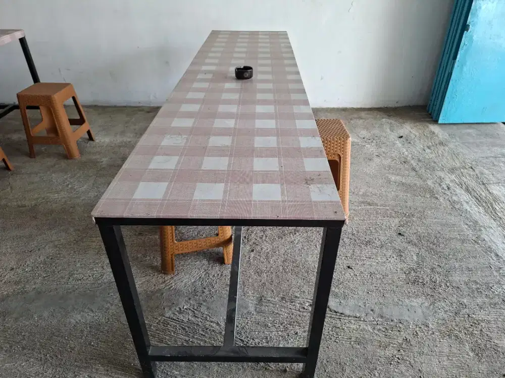 Meja bekas Jualan