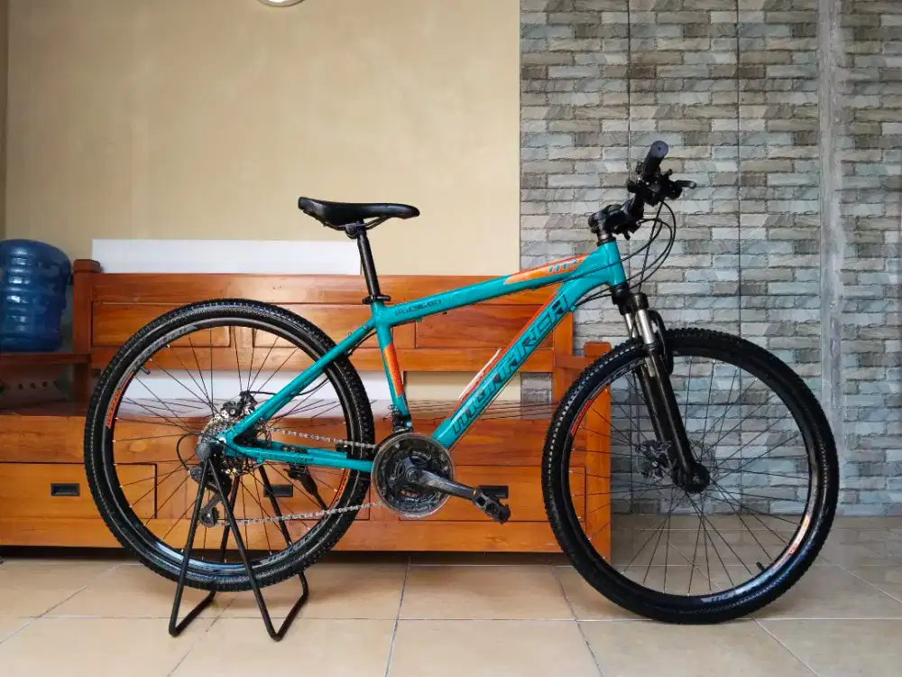 Sepeda mtb polygon Monarch