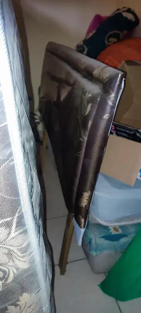 Dipan kasur ukuran 160*200