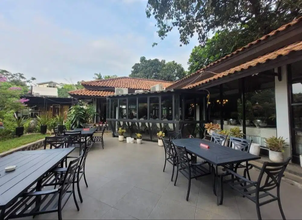 Dijual Lahan, Restaurant, Lapangan Padel  Di Kemang Utara