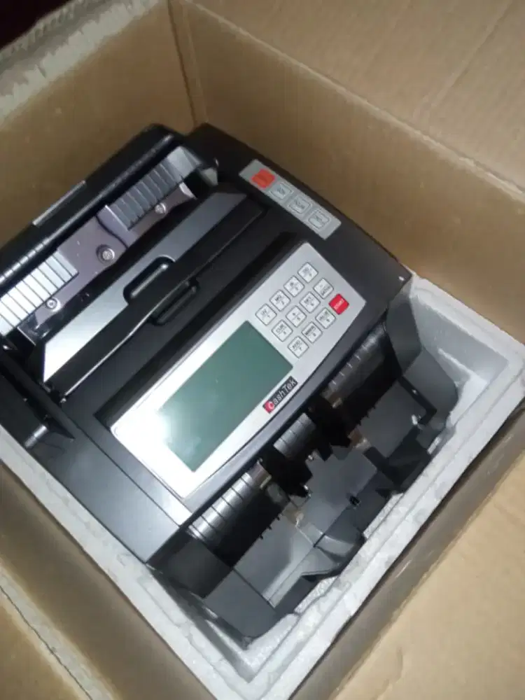 Dijual cashtek (mesin penghitung uang) ST6230