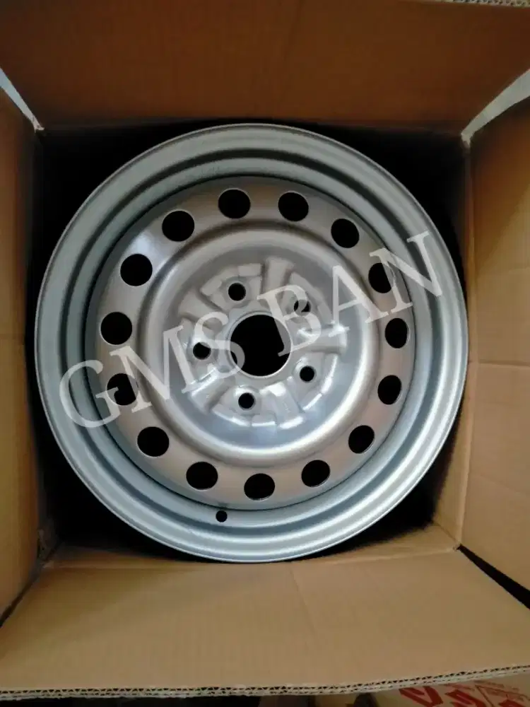 Pelek Besi/Kaleng Copotan Luxio R15 Lobang 5 PCD114 Silver,, Mulus