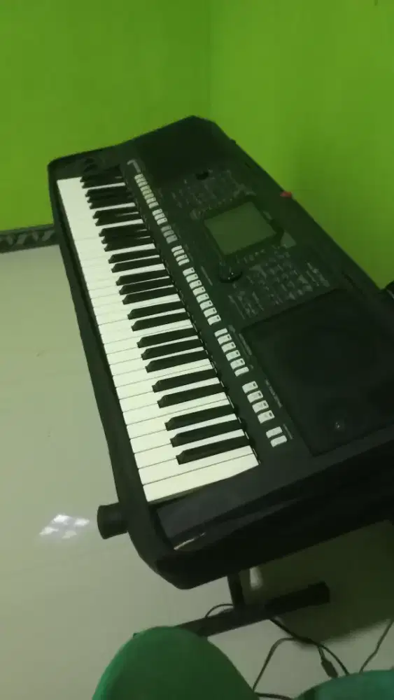 Yamaha PSR S 750