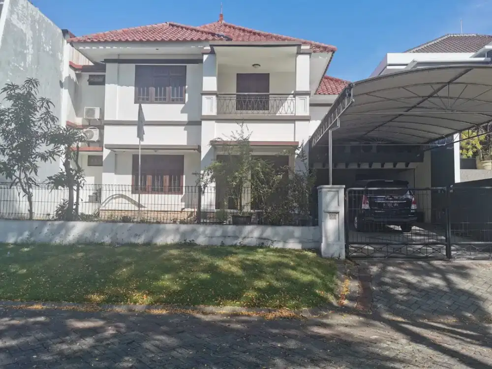 Di jual Rumah Bagus di pakuwon City Villa royal