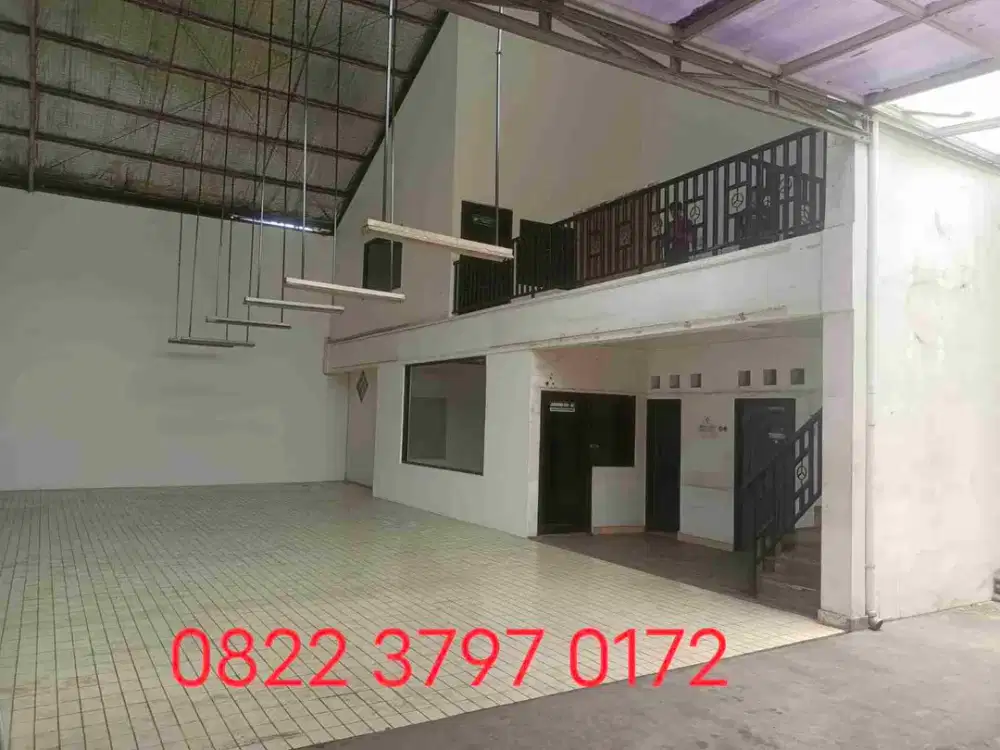 Disewakan Ex Showroom Mobil Strategis  Pinggir Jalan Sultan Agung, Bekasi