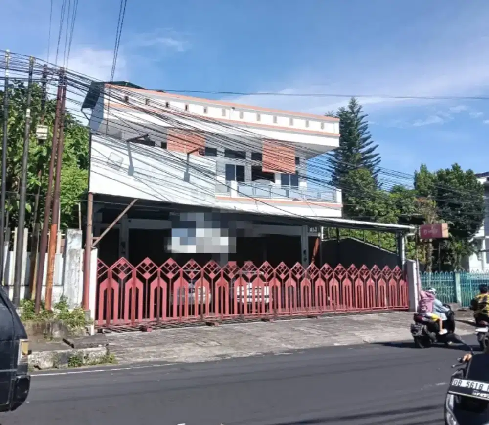 Ruko Besar 2Lt Gandeng Depan Resto Monalisa