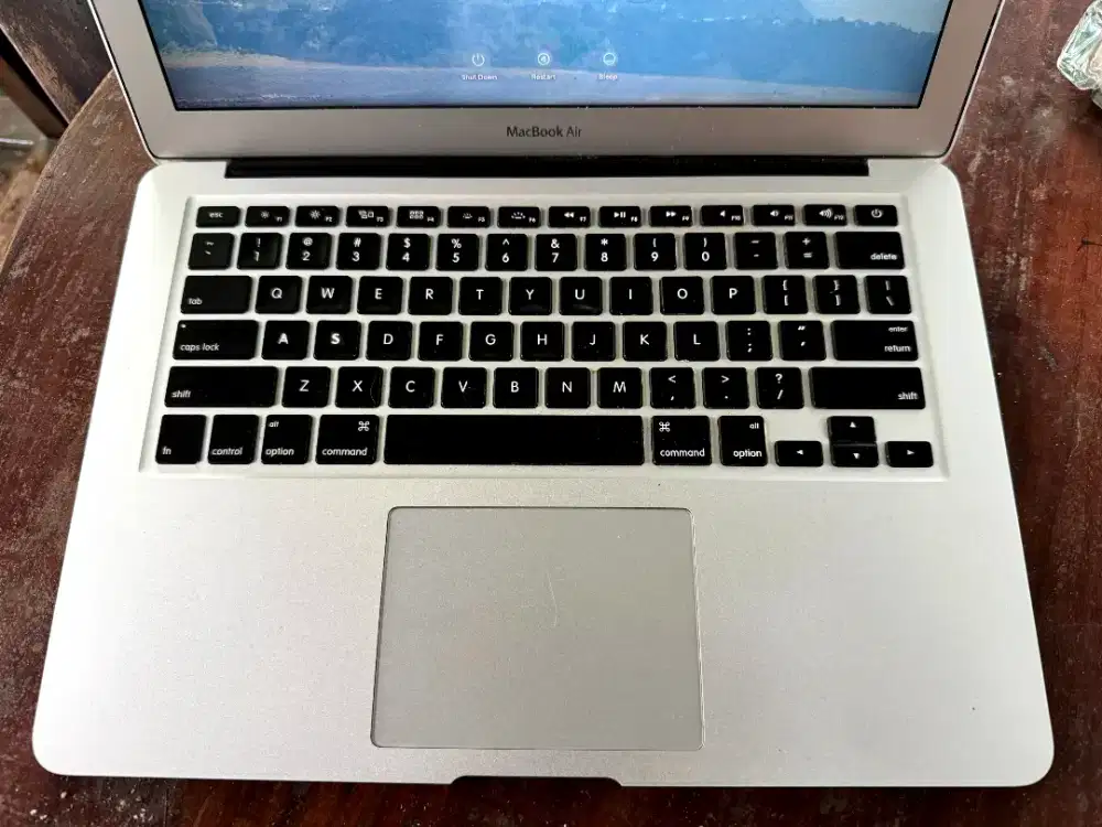Macbook Air 2015 i5 8/128 cc 152 mulus unit carger aja NET nego SKIPP