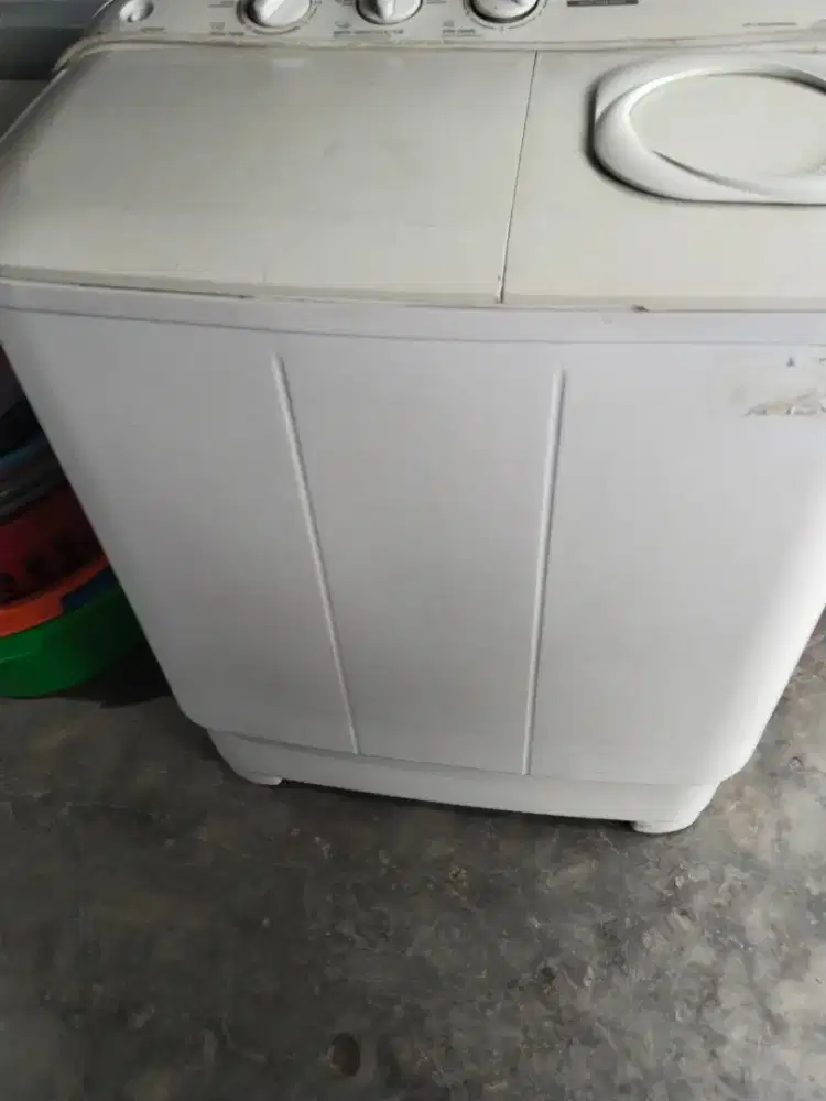 Mesin cuci 2 tabung toshiba