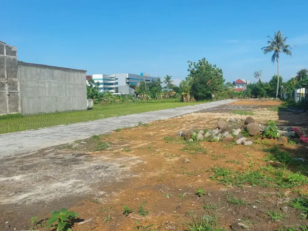 Banyuraden, Tanah Sleman, dekat UNISA Yogyakarta