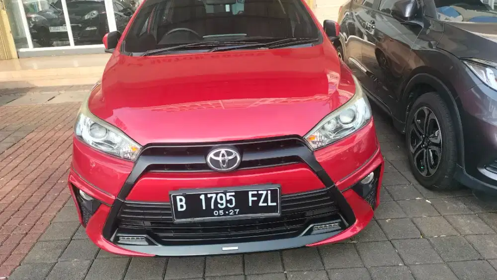Yaris S TRD 2017 metik