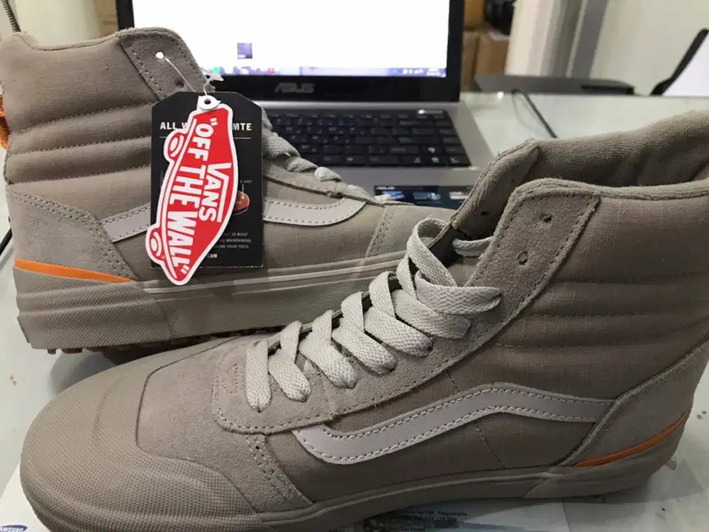 Sepatu Vans SK8-HI MTE All Weather Warna Beige size 42