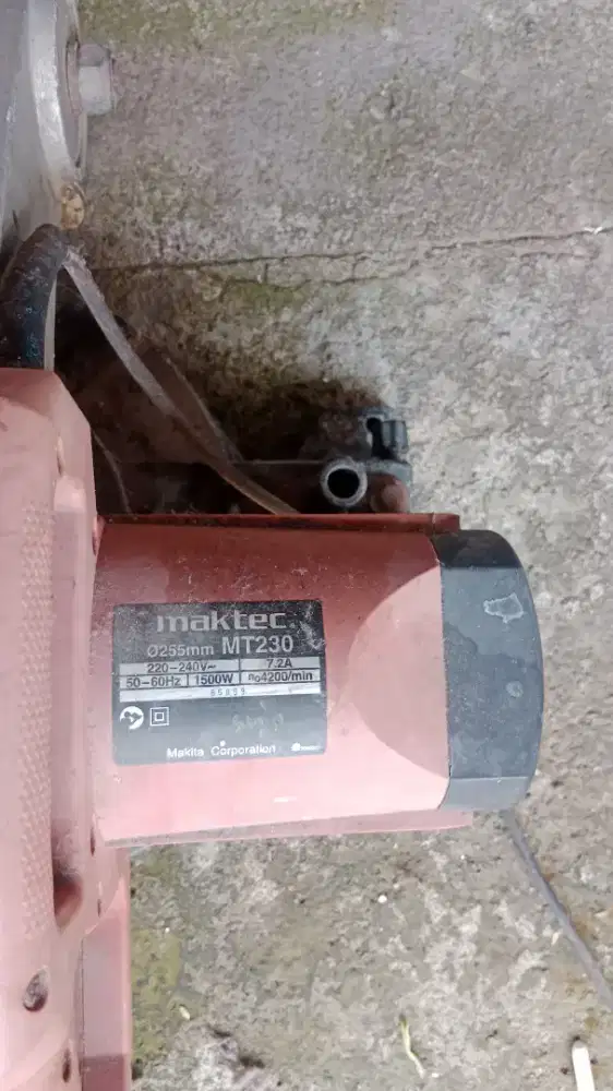 Mesin cutting alumunium