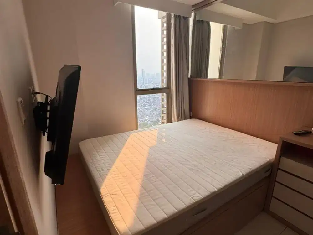 1BR Furnished Apartemen Taman Anggrek Residences - Jakarta Barat