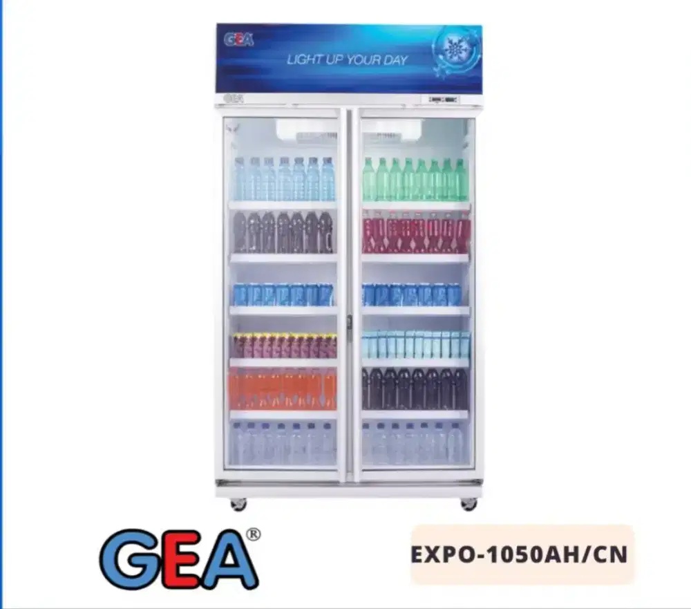Showcase gea 2 pintu expo 1050