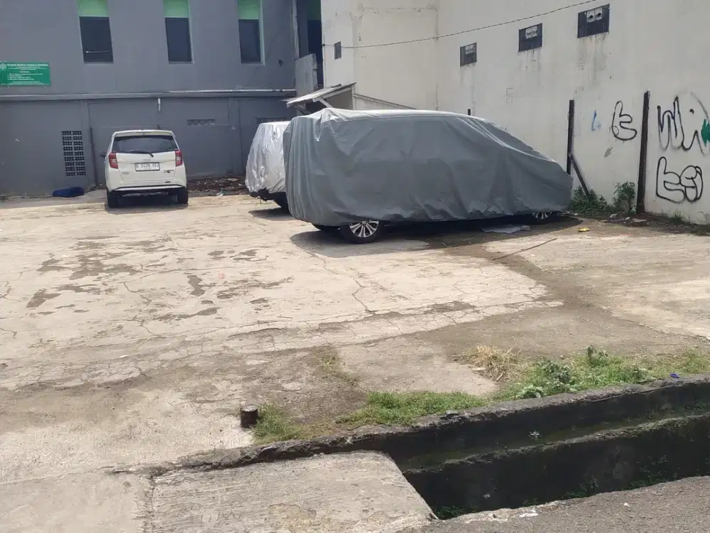 Tanah di pondok kelapa selatan