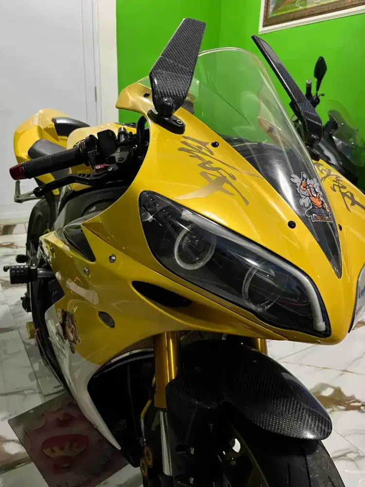 YAMAHA R1 TAHUN 2007 KUNING ANNIVERSARY