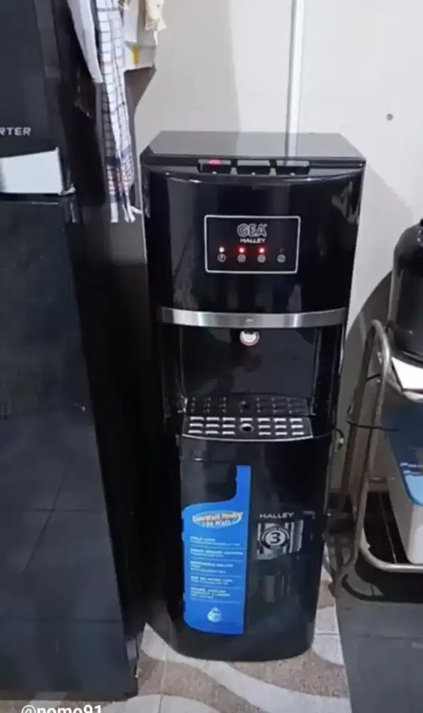 Dispenser GEA galon bawah halley