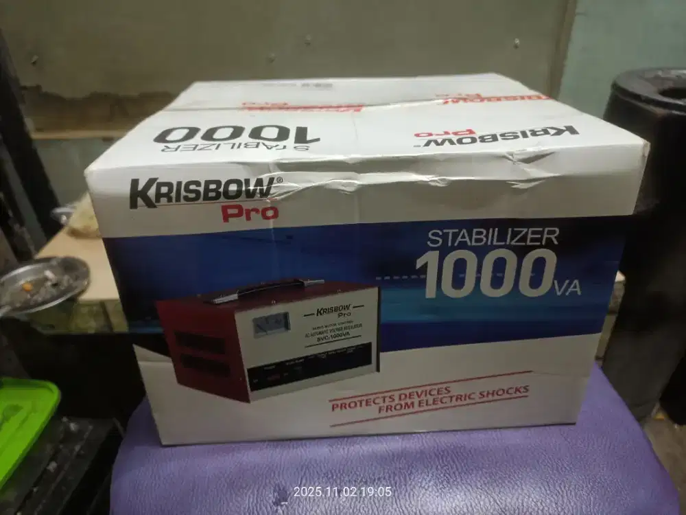 Krisbow Pro Stabilizer Analog SVC - 1000 VA